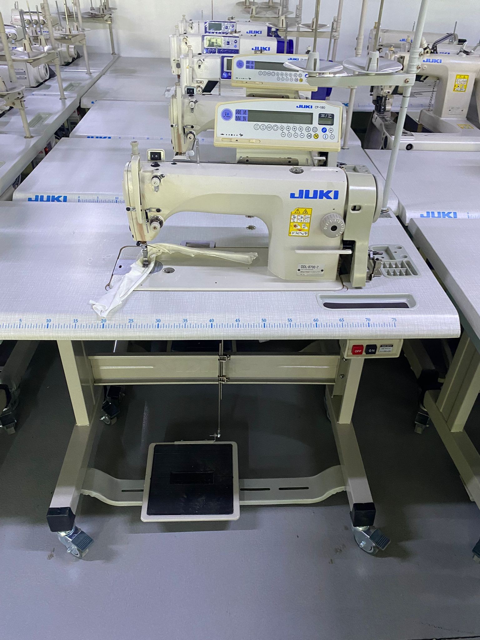 JUKI DDL-8700-7 Elektronik Düz Dikiş Makinası