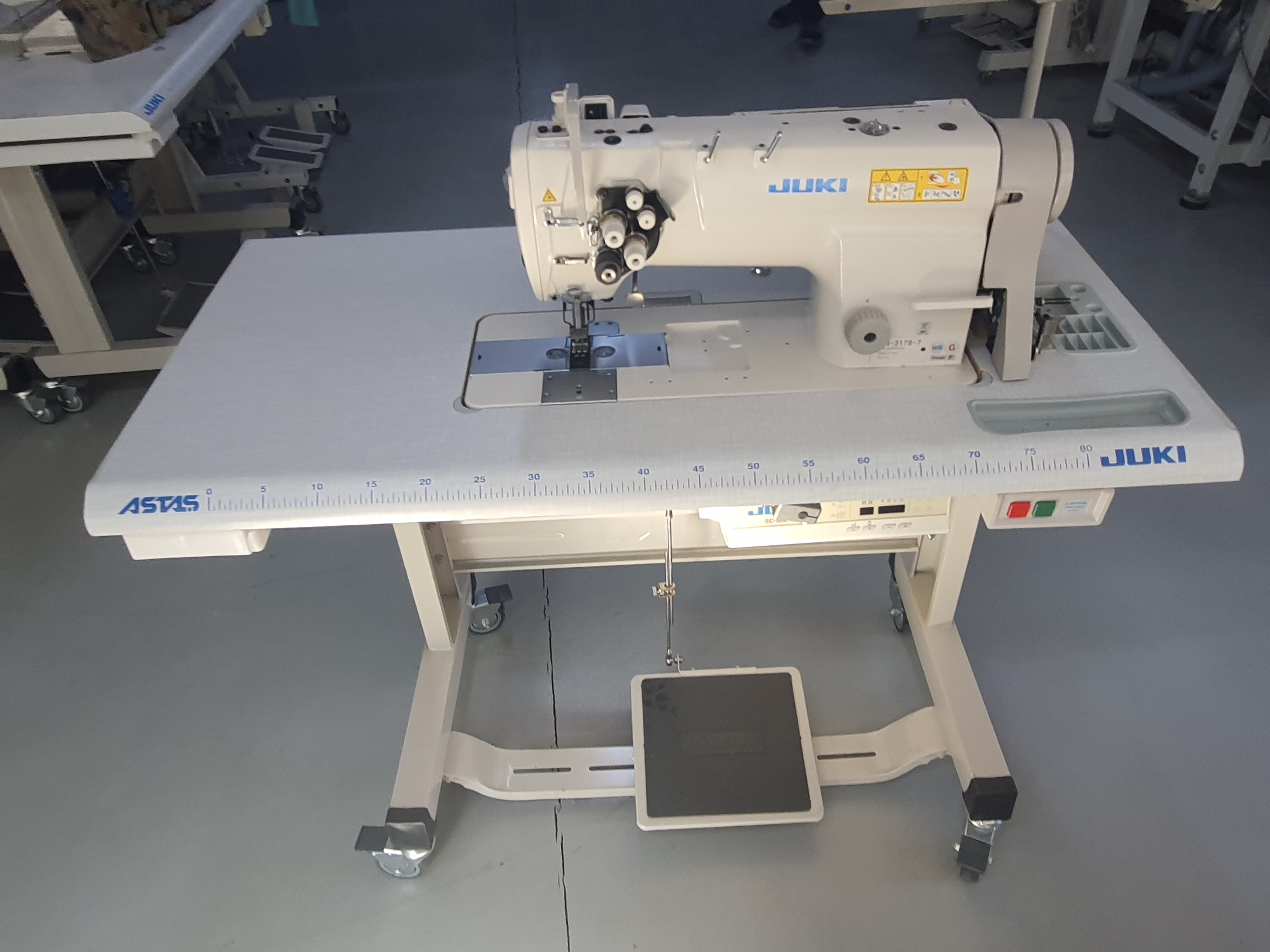 Juki LH 3178 İptalsiz Büyük Mekikli SC500 Çift İğne Dikiş Makinesi