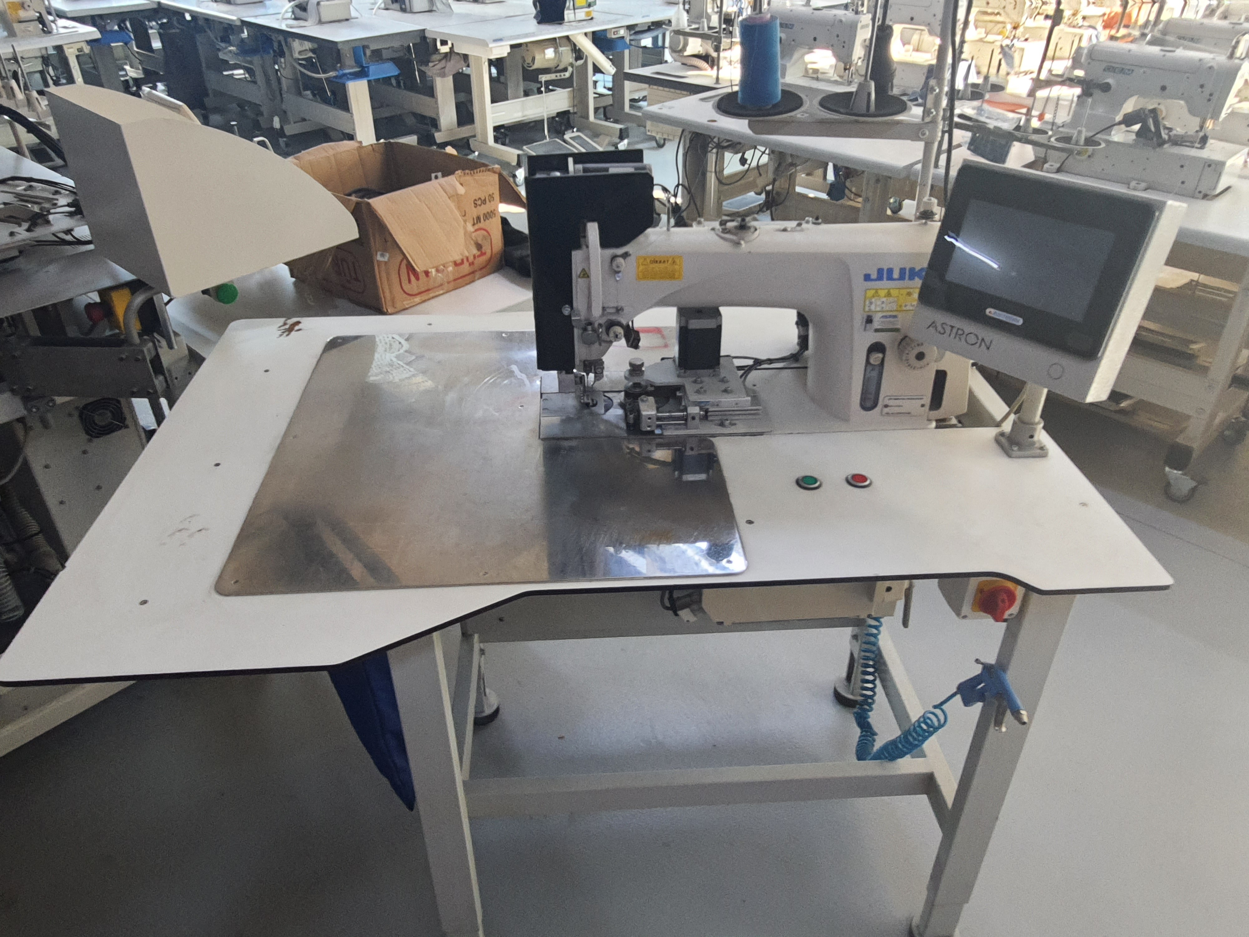 Juki Astron 9000 Autojig Cep Kapağı, Dil Ucu, Yaka, Manşet Dikme Otomatı