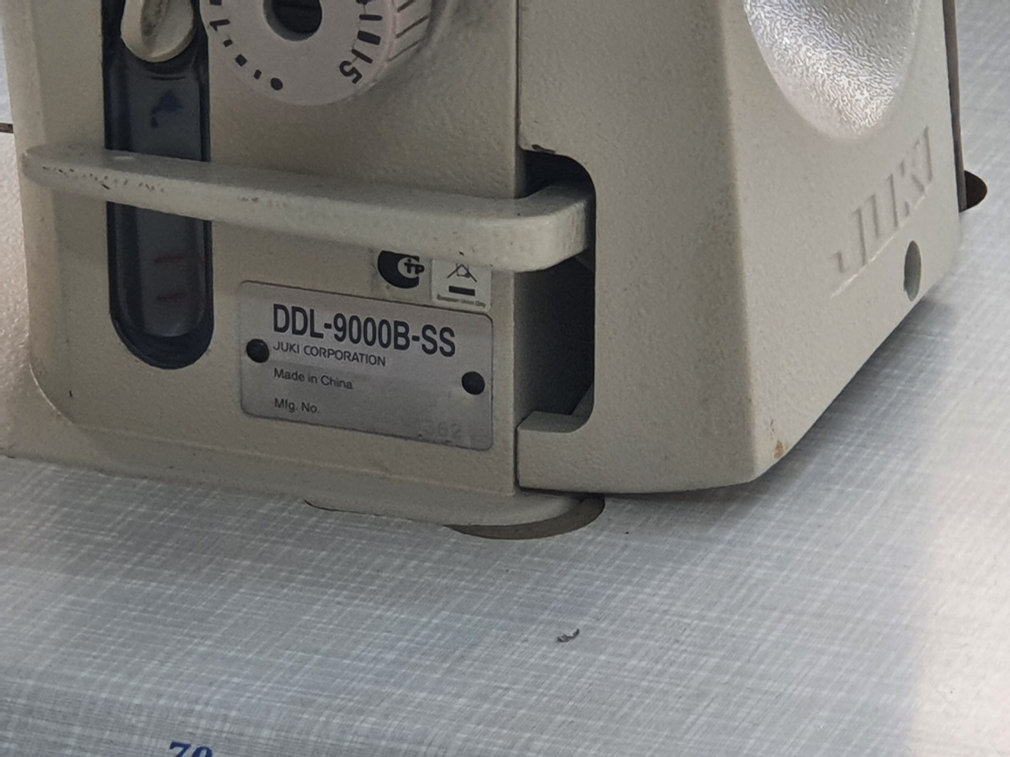 Juki DDL 9000BSS Düz Dikiş Makinesi