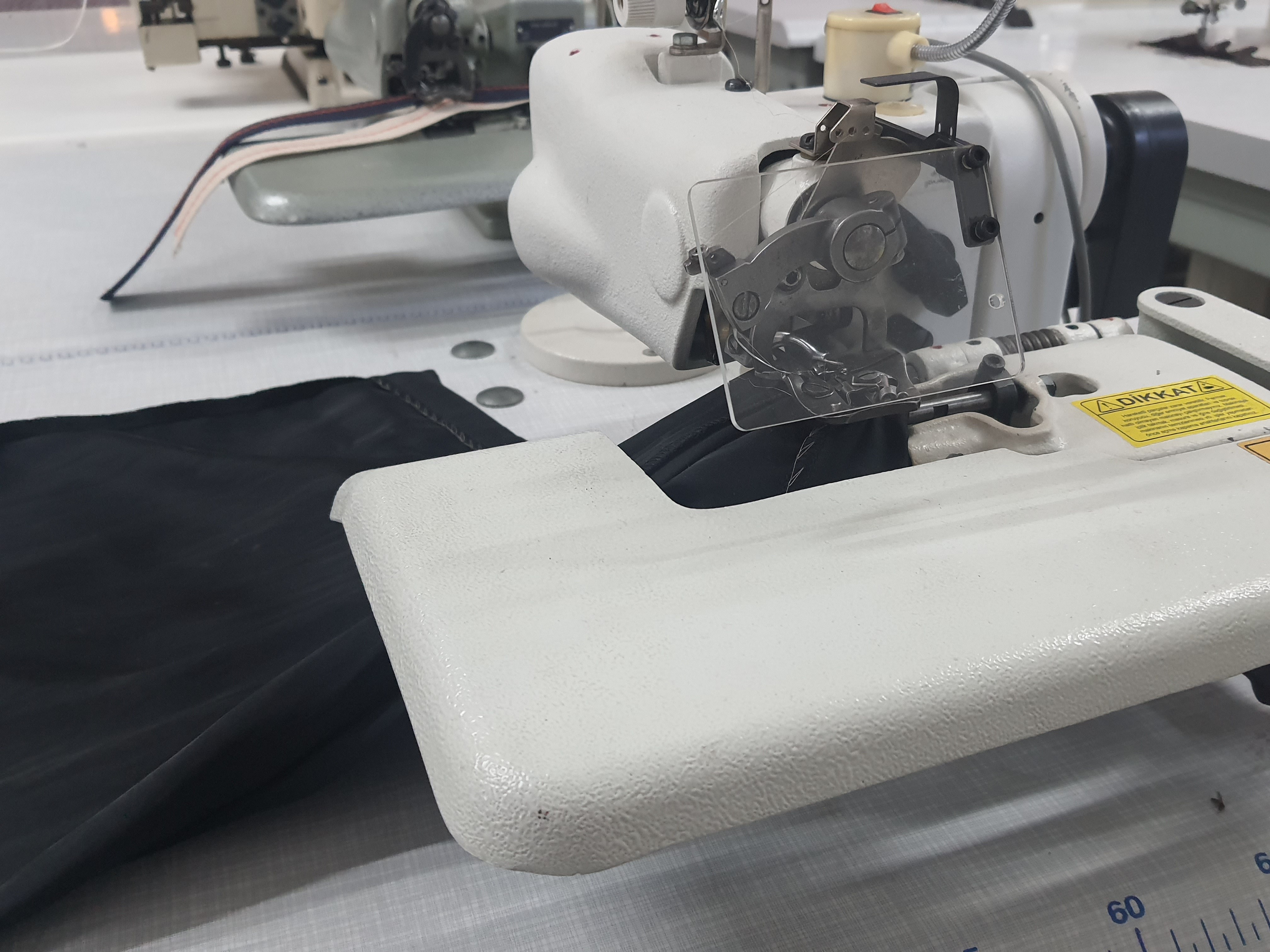 Maier 221 Paça ve Etek Baskı Blind Dikiş Makinesi